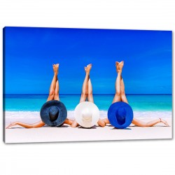 Tablou Femei cu palarie pe plaja