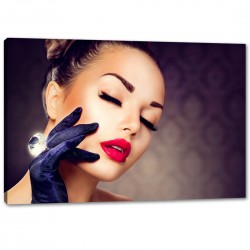 Tablou Femeie buze rosii si diamant