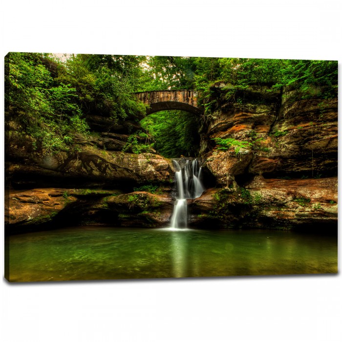 Tablou Canvas - Cascada peisaj de munte 